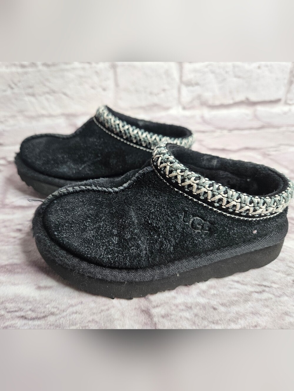Ugg Tasman II Kids Toddler Size 8 Black Slippers